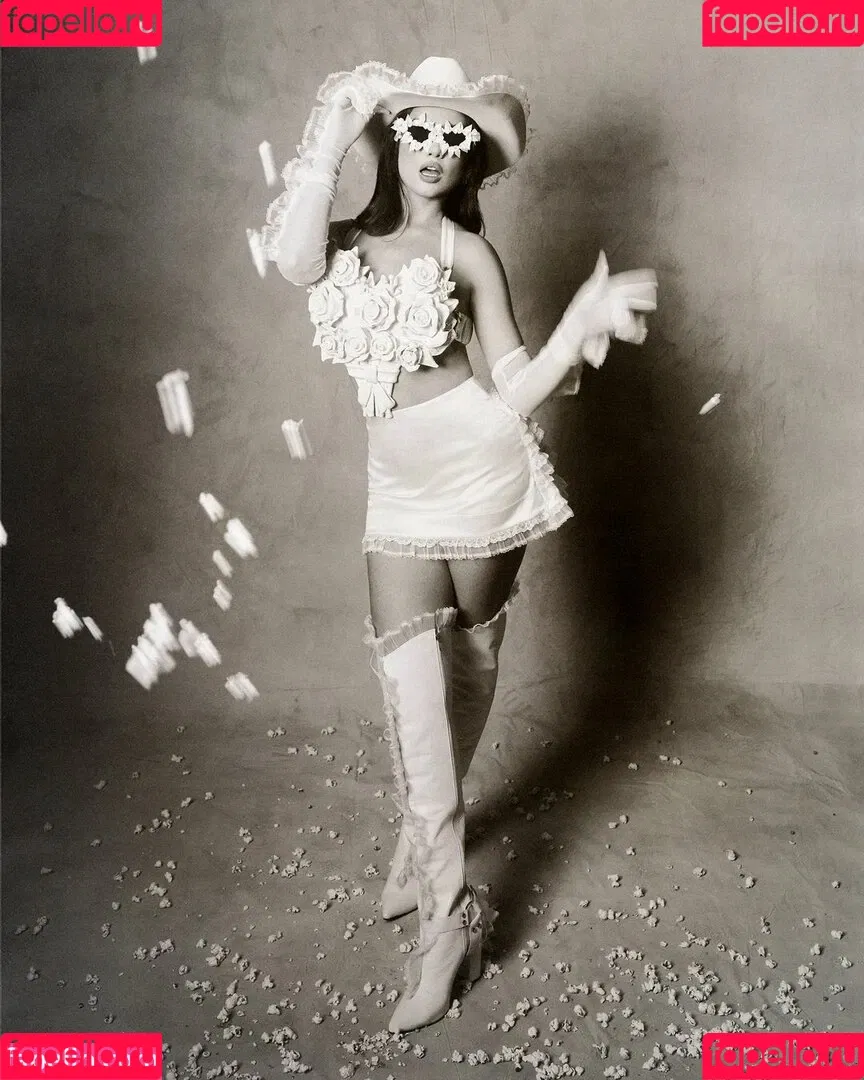 Juliette / juliette_ / julispod Onlyfans Photo Gallery 