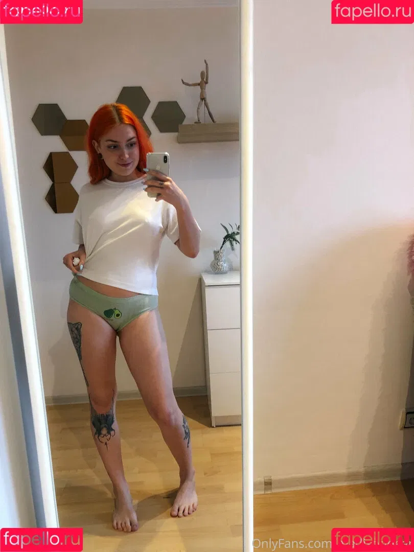 bvarg / ivabrg / madisonbear / mdsnray / tinymadison Onlyfans Photo Gallery 