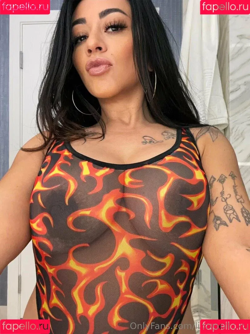 lizus711 / lizzy1011xx Onlyfans Photo Gallery 