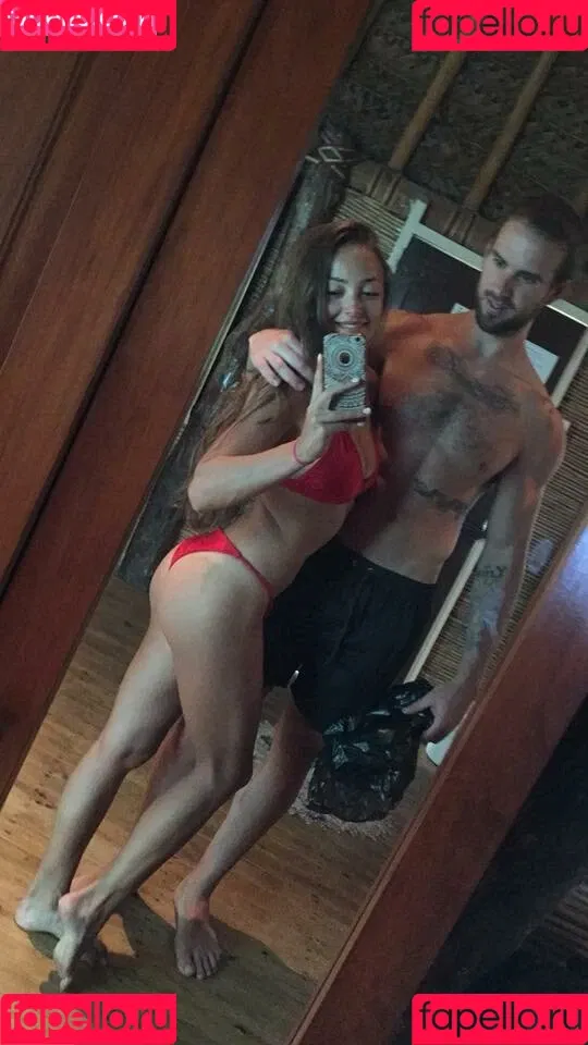 Katie Stones / aprilgirl0427 / coachedbykatieau Onlyfans Photo Gallery 