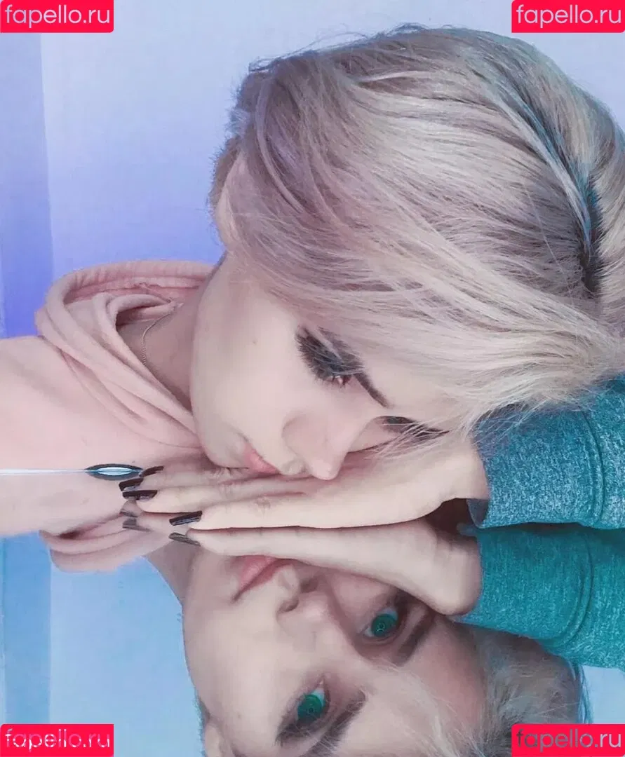 Indi Skovar / Indi_skovar Onlyfans Photo Gallery 