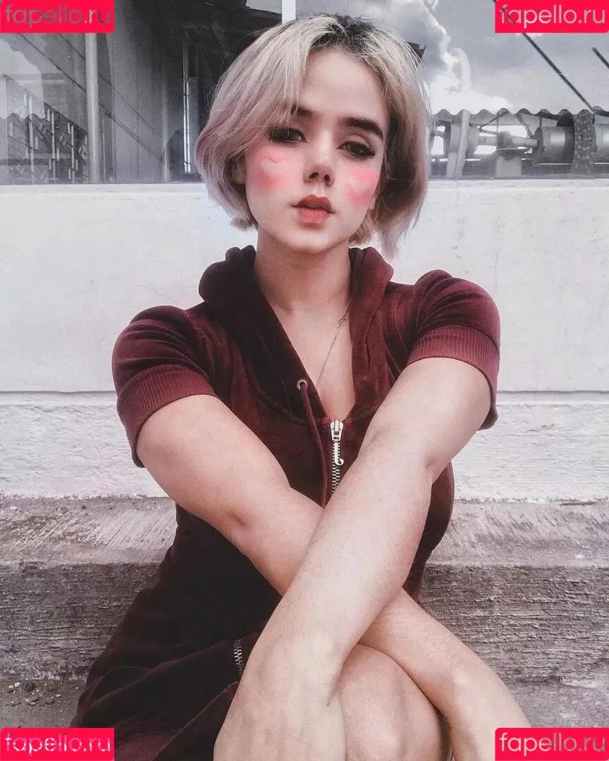 Indi Skovar / Indi_skovar Onlyfans Photo Gallery 