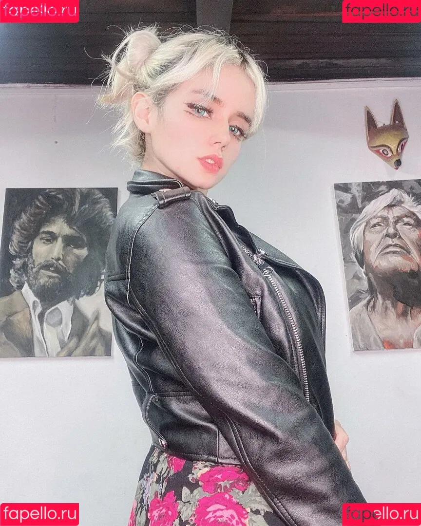 Indi Skovar / Indi_skovar Onlyfans Photo Gallery 