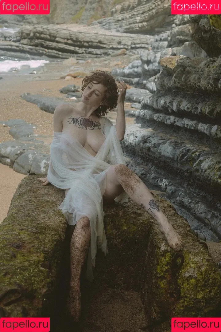 Sathira / Sathira__ / Sathyra / XiadaVP / __sathira__ / sathy_sg / xiada_vp Onlyfans Photo Gallery 