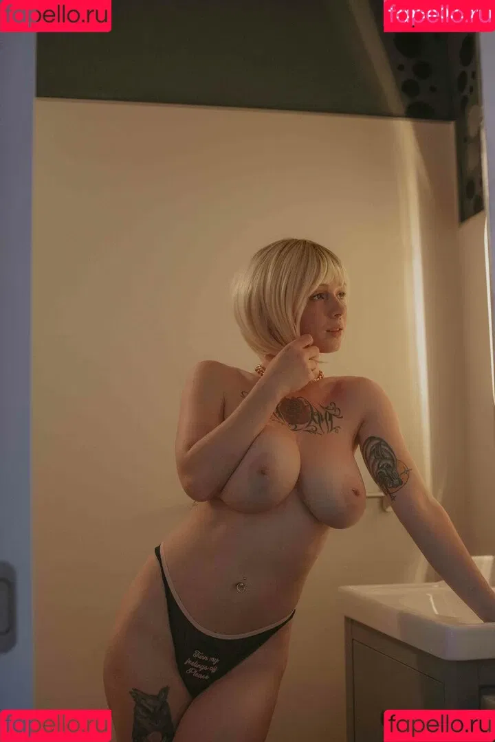 Sathira / Sathira__ / Sathyra / XiadaVP / __sathira__ / sathy_sg / xiada_vp Onlyfans Photo Gallery 