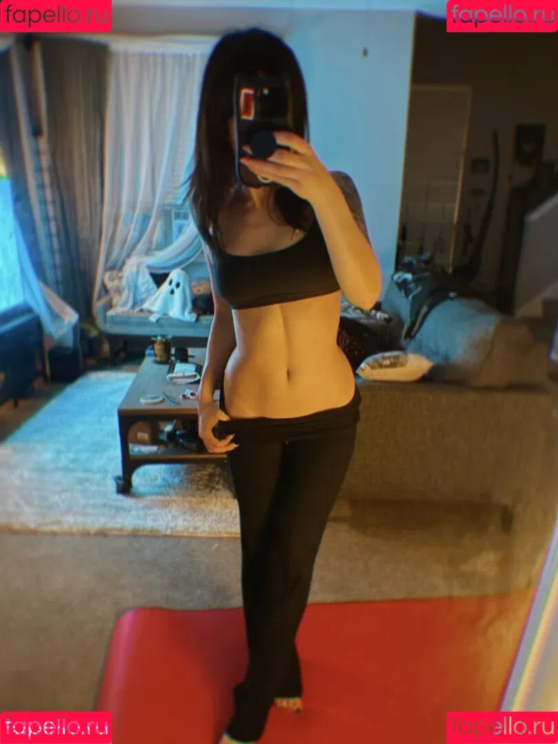 Bloodraven / bldrvn / blood.raven / bloodravencosplay Onlyfans Photo Gallery 