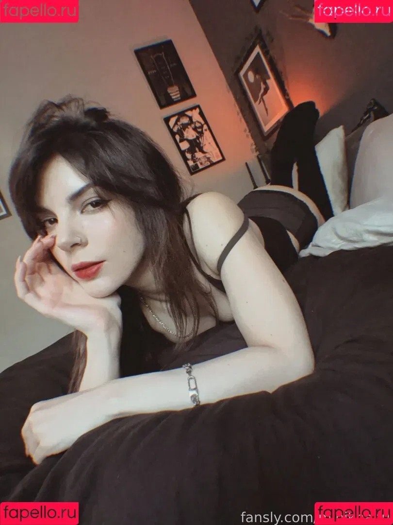 Bloodraven / bldrvn / blood.raven / bloodravencosplay Onlyfans Photo Gallery 