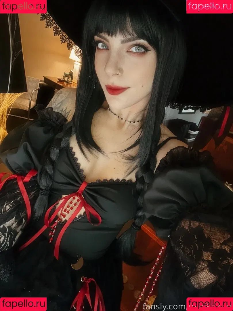 Bloodraven / bldrvn / blood.raven / bloodravencosplay Onlyfans Photo Gallery 