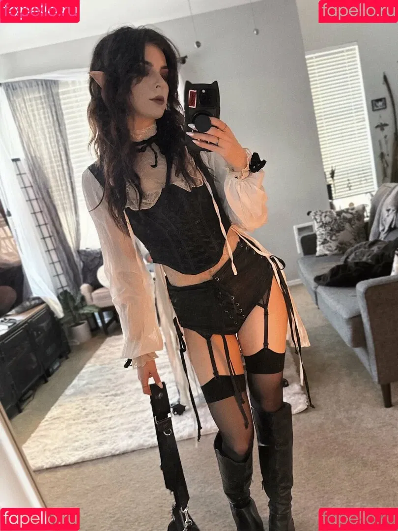 Bloodraven / bldrvn / blood.raven / bloodravencosplay Onlyfans Photo Gallery 