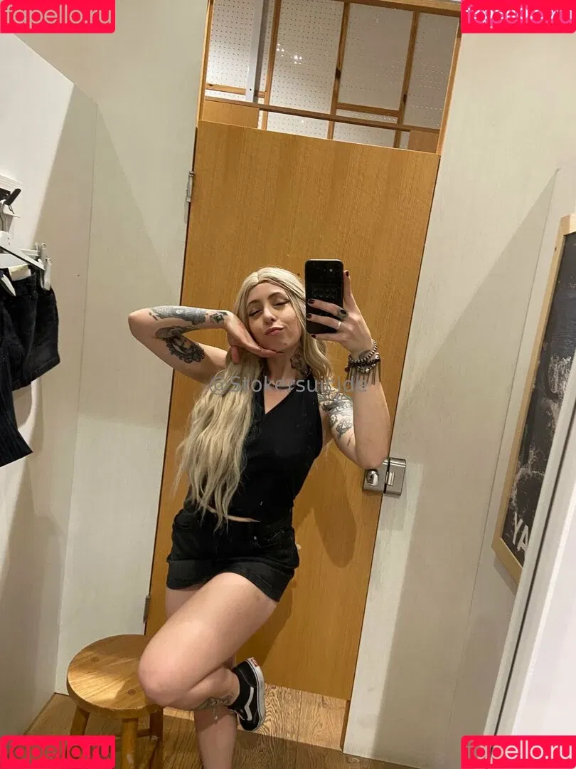 venusdoom.vip / venusdoomofficial Onlyfans Photo Gallery 