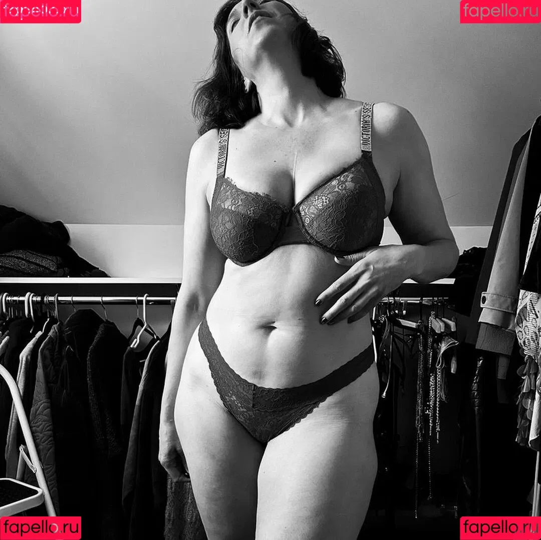 https: / mstrss.ts / mstrssts_VIP Onlyfans Photo Gallery 