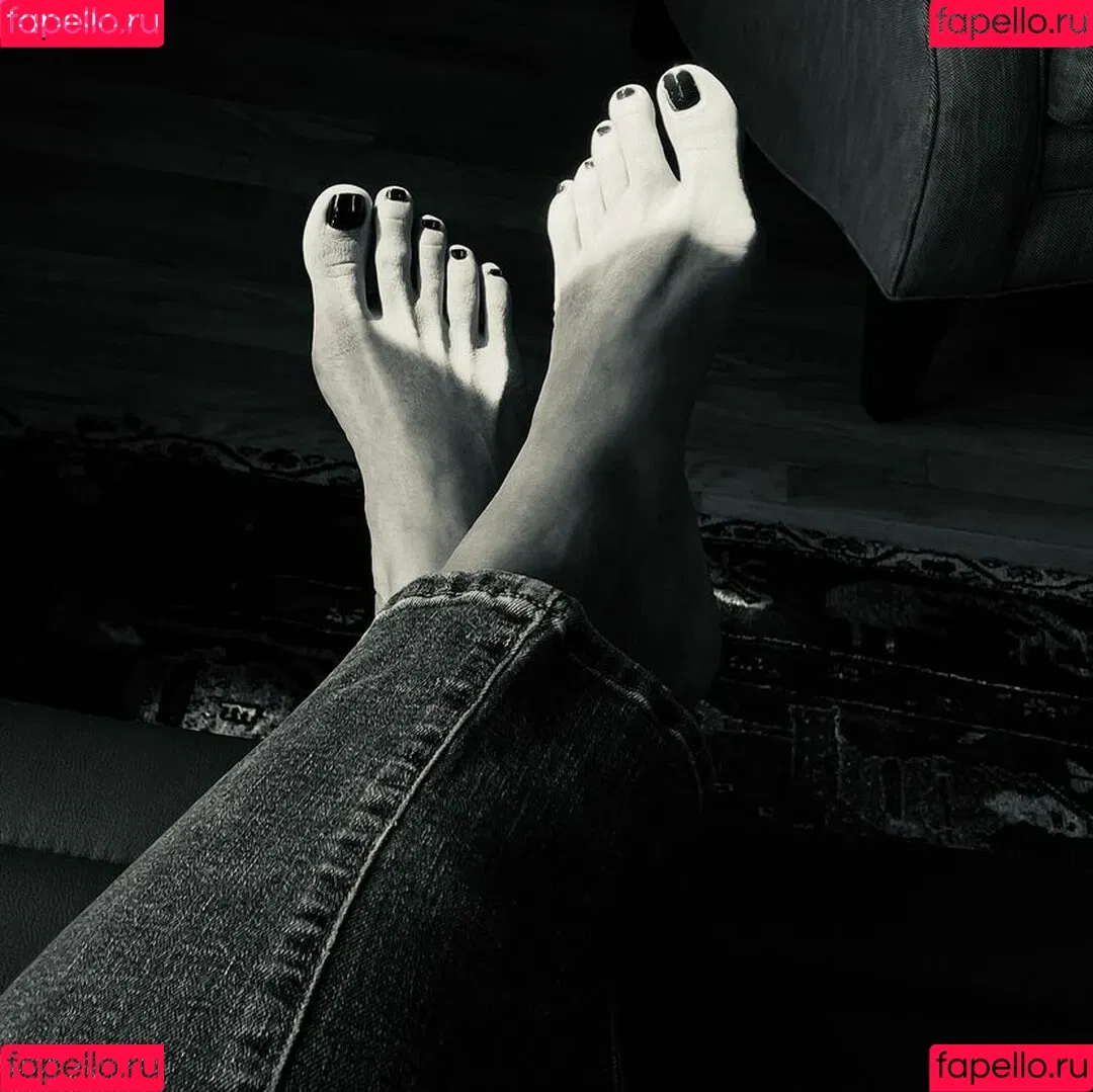 https: / mstrss.ts / mstrssts_VIP Onlyfans Photo Gallery 