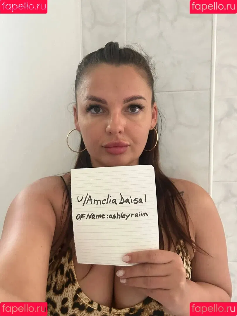 Ashley / Cutielust / NC_hot_wife / https: Onlyfans Photo Gallery 