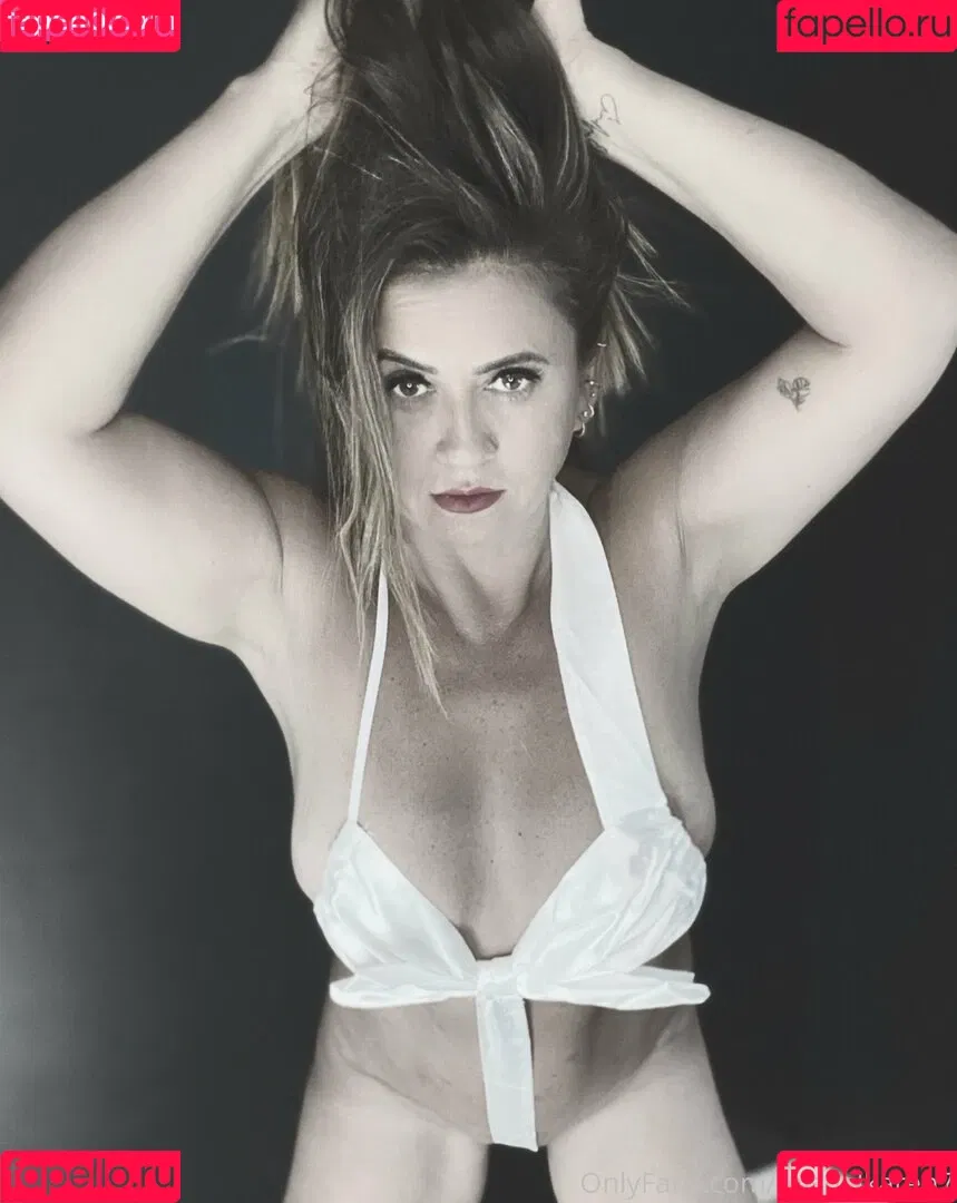 Mishel Karen / mishel_meshes Onlyfans Photo Gallery 