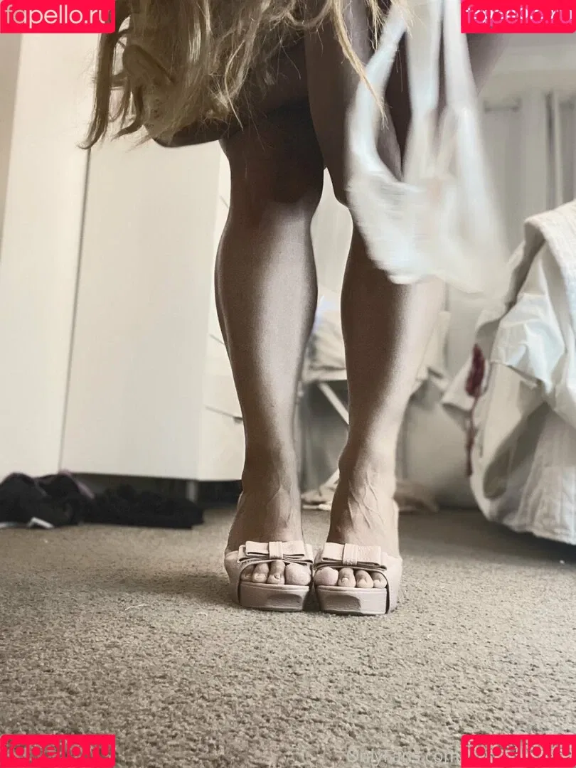 Mishel Karen / mishel_meshes Onlyfans Photo Gallery 