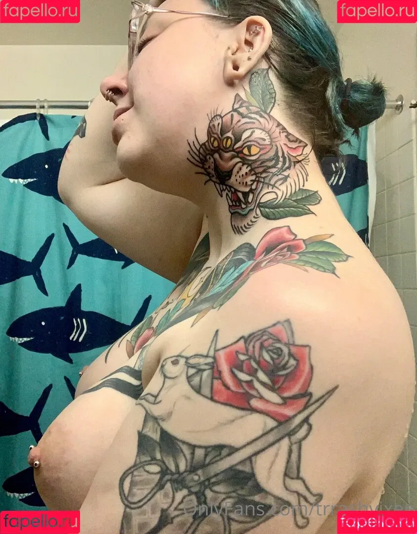 netflixvinesxx / trrashvixen Onlyfans Photo Gallery 