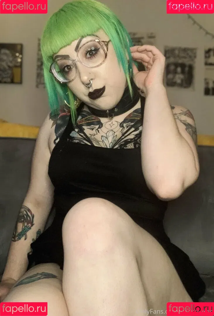 netflixvinesxx / trrashvixen Onlyfans Photo Gallery 