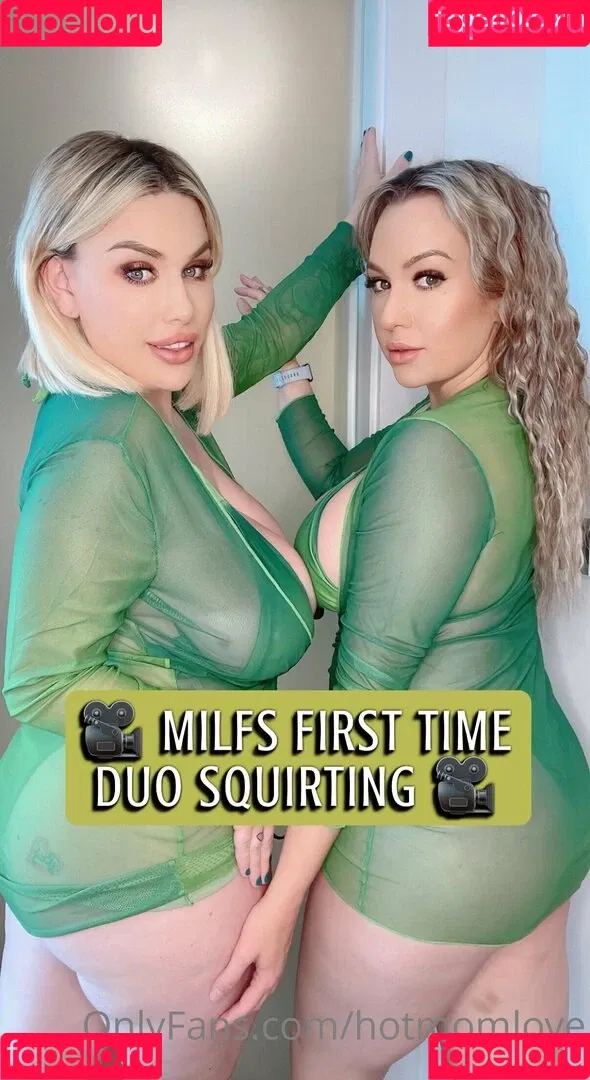 Lilly and penny / hotmomlove / hotmomlovex / pennylilylove Onlyfans Photo Gallery 