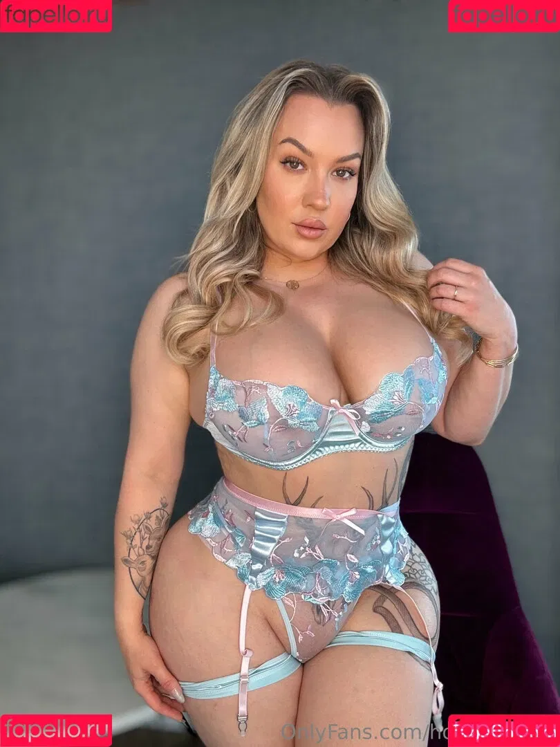 Lilly and penny / hotmomlove / hotmomlovex / pennylilylove Onlyfans Photo Gallery 