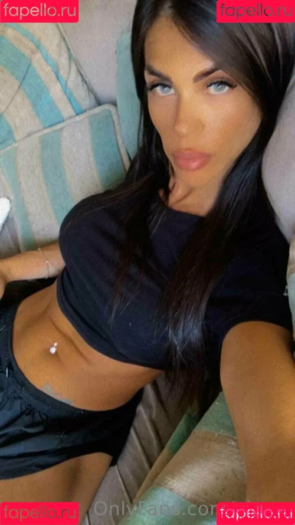 aly_ts / alyjofficial / 💜𝓐𝓵𝔂💜 Onlyfans Photo Gallery 