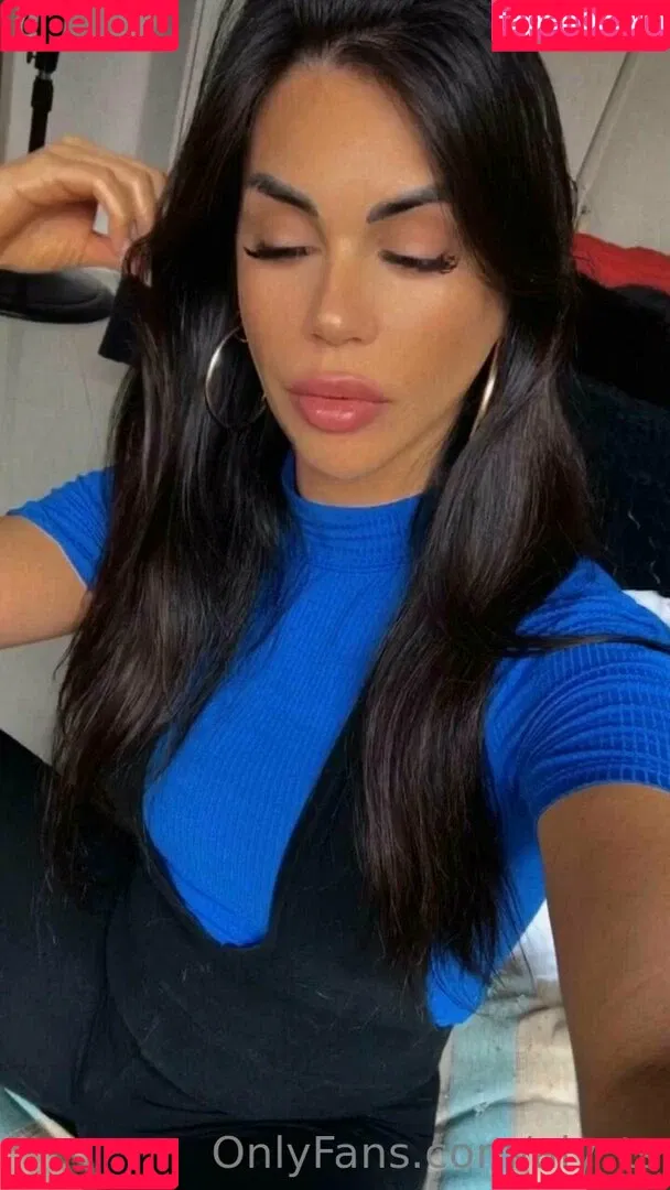 aly_ts / alyjofficial / 💜𝓐𝓵𝔂💜 Onlyfans Photo Gallery 