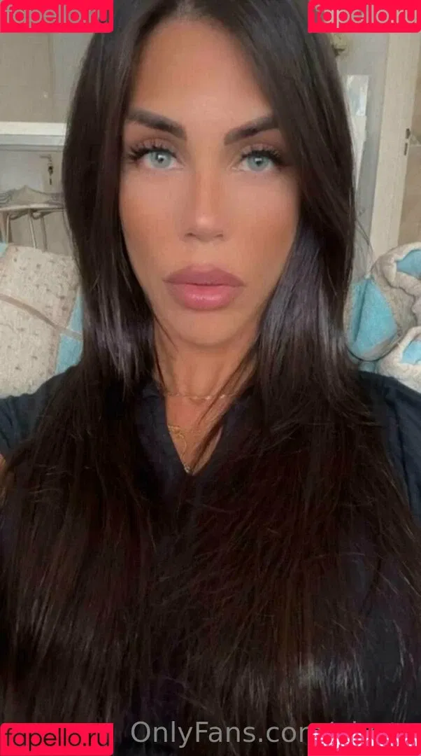 aly_ts / alyjofficial / 💜𝓐𝓵𝔂💜 Onlyfans Photo Gallery 