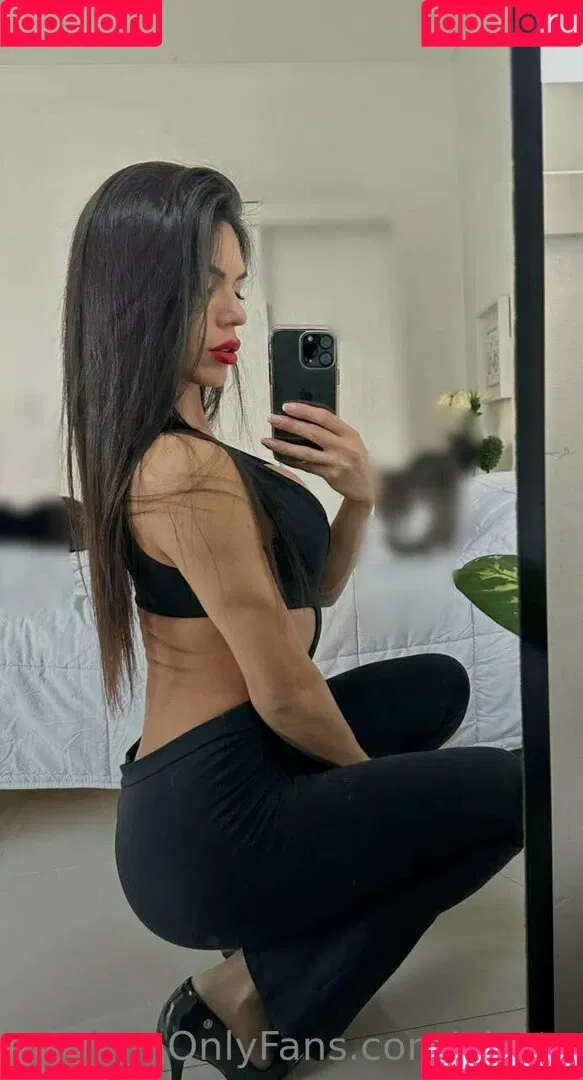 aly_ts / alyjofficial / 💜𝓐𝓵𝔂💜 Onlyfans Photo Gallery 