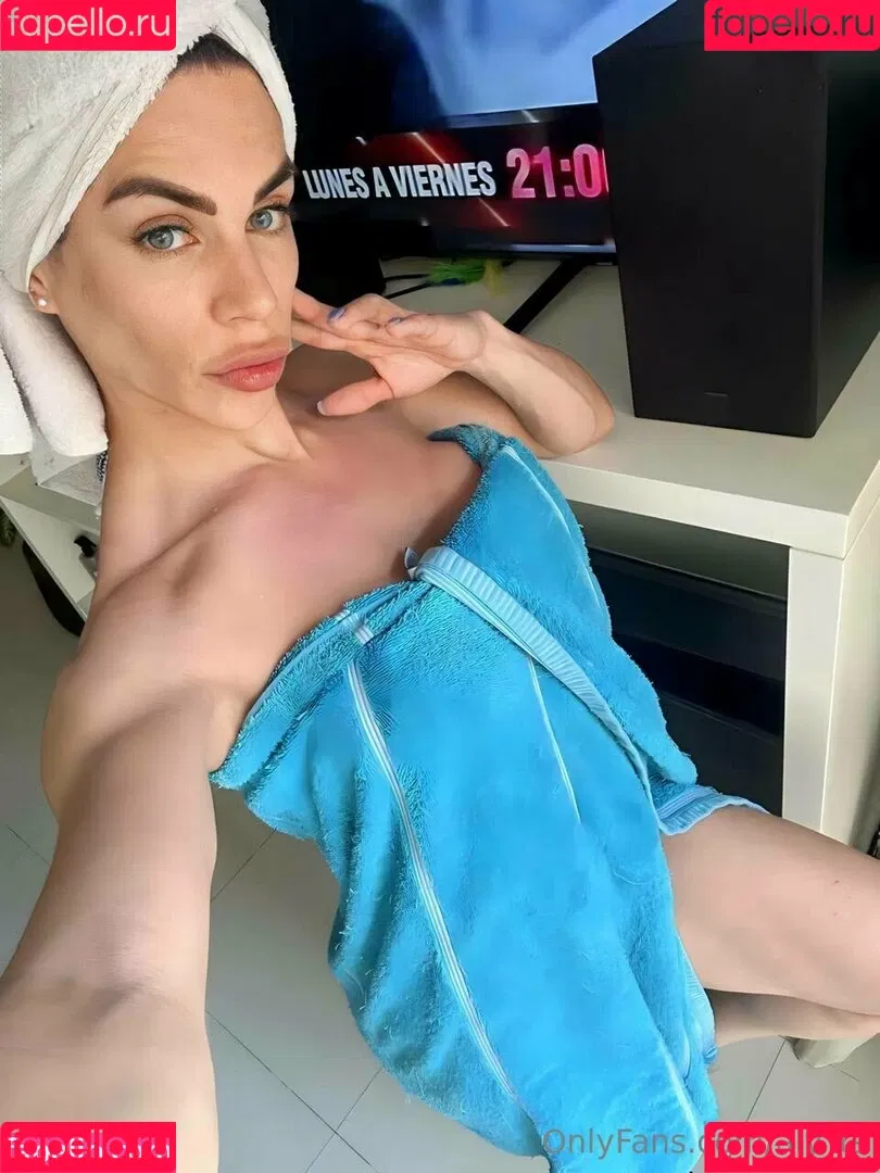 aly_ts / alyjofficial / 💜𝓐𝓵𝔂💜 Onlyfans Photo Gallery 