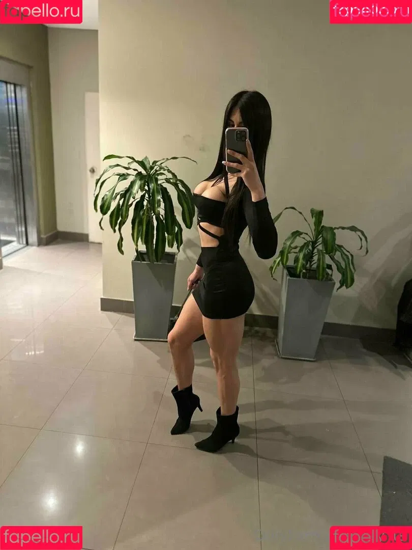 aly_ts / alyjofficial / 💜𝓐𝓵𝔂💜 Onlyfans Photo Gallery 