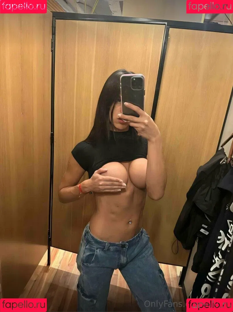 aly_ts / alyjofficial / 💜𝓐𝓵𝔂💜 Onlyfans Photo Gallery 