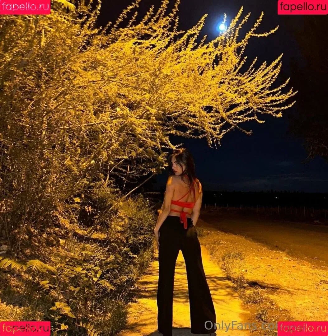 aly_ts / alyjofficial / 💜𝓐𝓵𝔂💜 Onlyfans Photo Gallery 