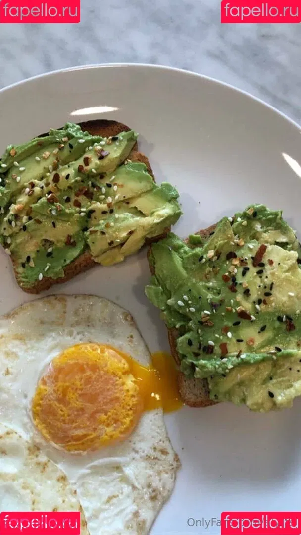 aly_ts / alyjofficial / 💜𝓐𝓵𝔂💜 Onlyfans Photo Gallery 