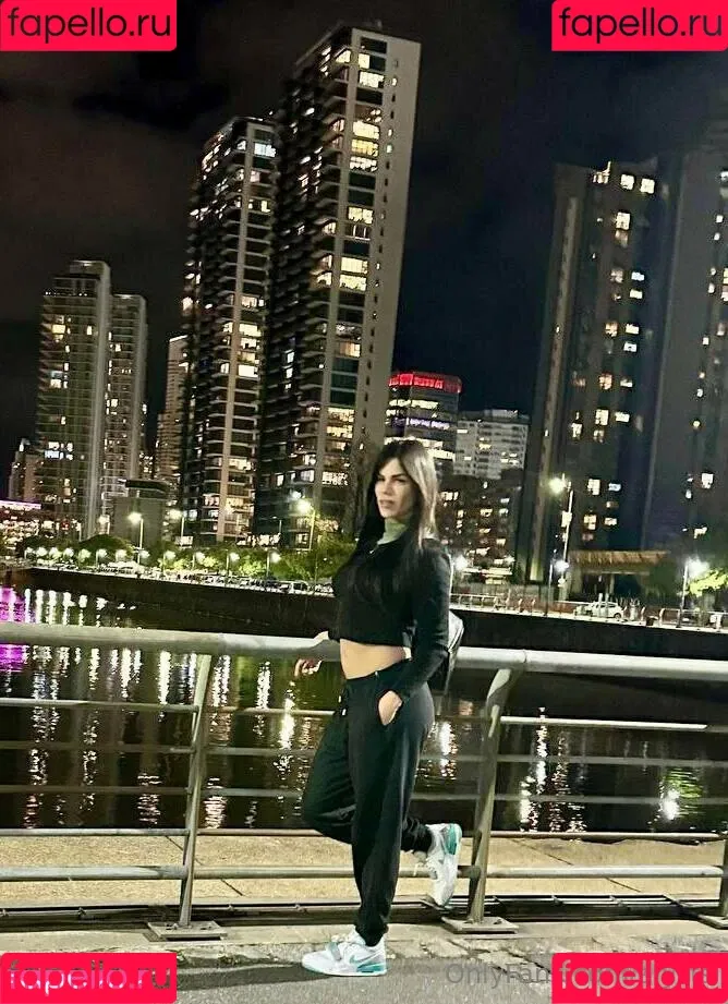 aly_ts / alyjofficial / 💜𝓐𝓵𝔂💜 Onlyfans Photo Gallery 