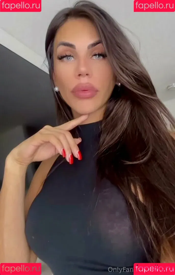 aly_ts / alyjofficial / 💜𝓐𝓵𝔂💜 Onlyfans Photo Gallery 