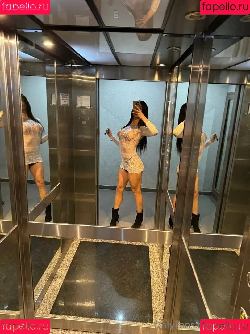 aly_ts / alyjofficial / 💜𝓐𝓵𝔂💜 Onlyfans Photo Gallery 