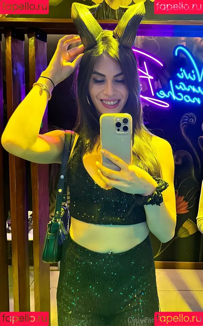 aly_ts / alyjofficial / 💜𝓐𝓵𝔂💜 Onlyfans Photo Gallery 