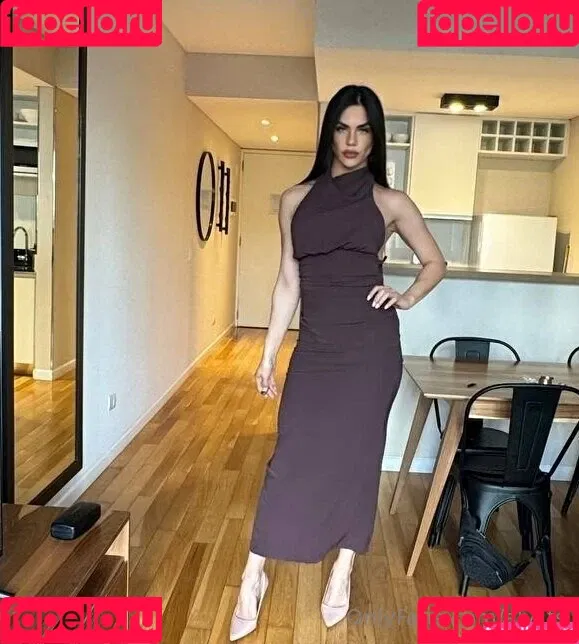 aly_ts / alyjofficial / 💜𝓐𝓵𝔂💜 Onlyfans Photo Gallery 