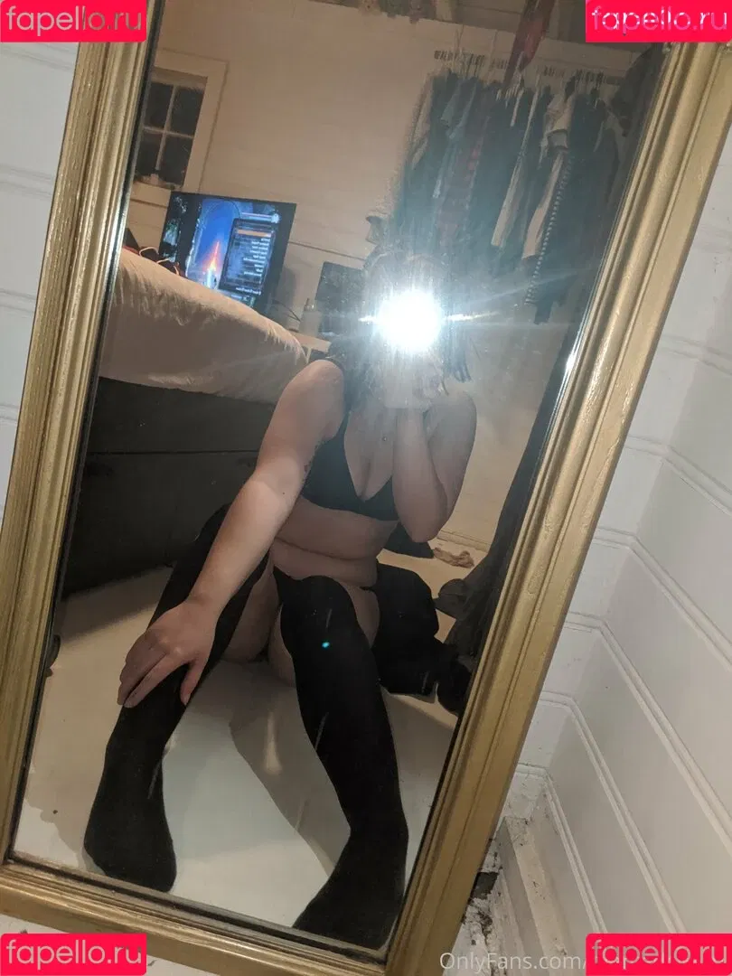 piercedcherry Onlyfans Photo Gallery 