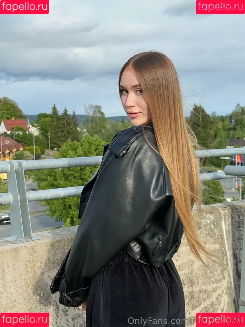 mirraglowvip Onlyfans Photo Gallery 