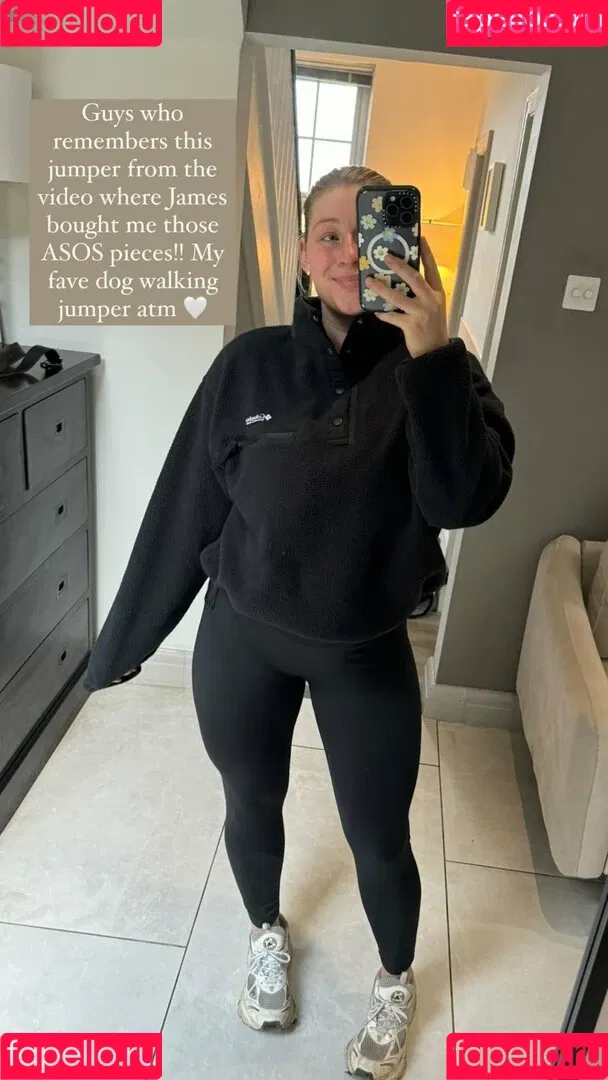 Carys Whittaker / busybeecarys / carys.whittaker / karlawhittake14 Onlyfans Photo Gallery 