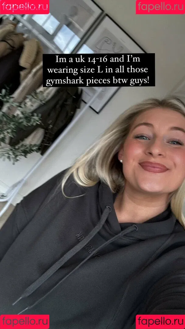 Carys Whittaker / busybeecarys / carys.whittaker / karlawhittake14 Onlyfans Photo Gallery 