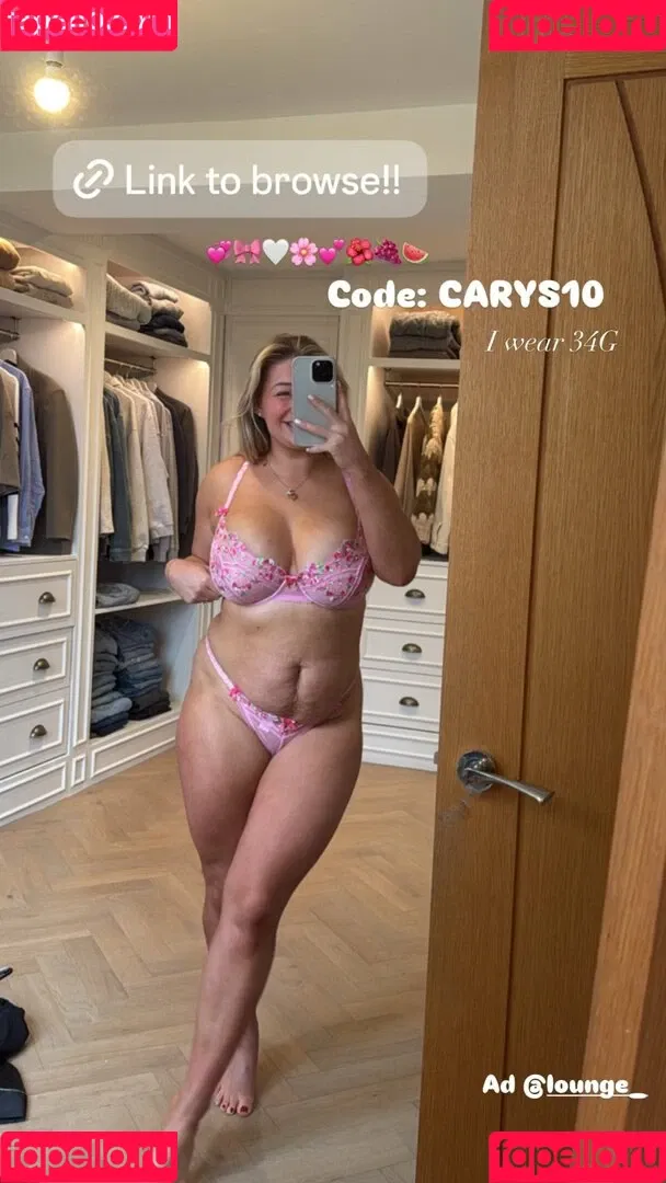 Carys Whittaker / busybeecarys / carys.whittaker / karlawhittake14 Onlyfans Photo Gallery 