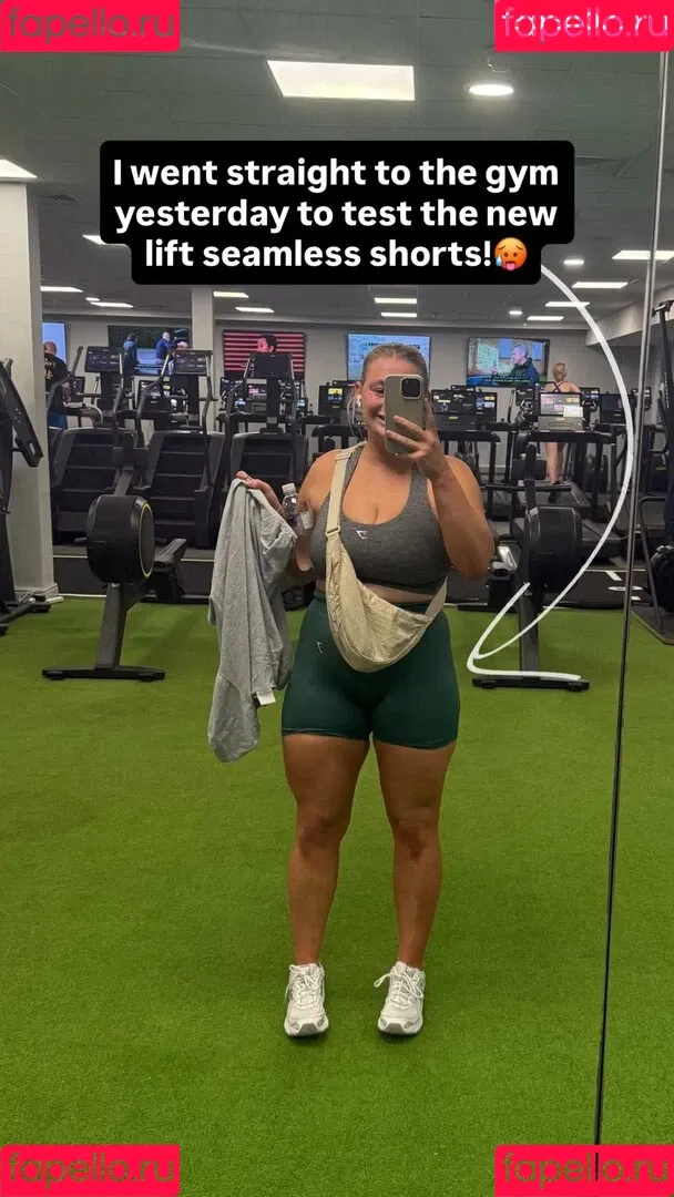 Carys Whittaker / busybeecarys / carys.whittaker / karlawhittake14 Onlyfans Photo Gallery 