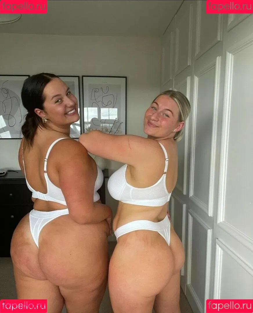 Carys Whittaker / busybeecarys / carys.whittaker / karlawhittake14 Onlyfans Photo Gallery 