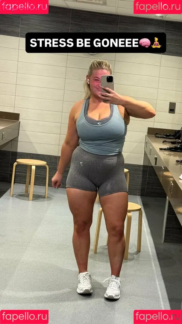 Carys Whittaker / busybeecarys / carys.whittaker / karlawhittake14 Onlyfans Photo Gallery 