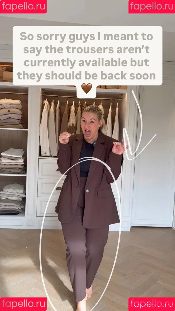 Carys Whittaker / busybeecarys / carys.whittaker / karlawhittake14 Onlyfans Photo Gallery 