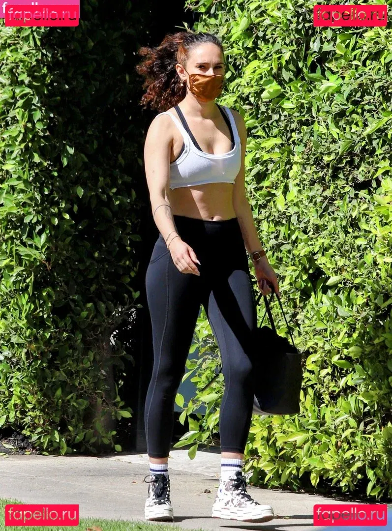 Rumer Willis Onlyfans Photo Gallery 