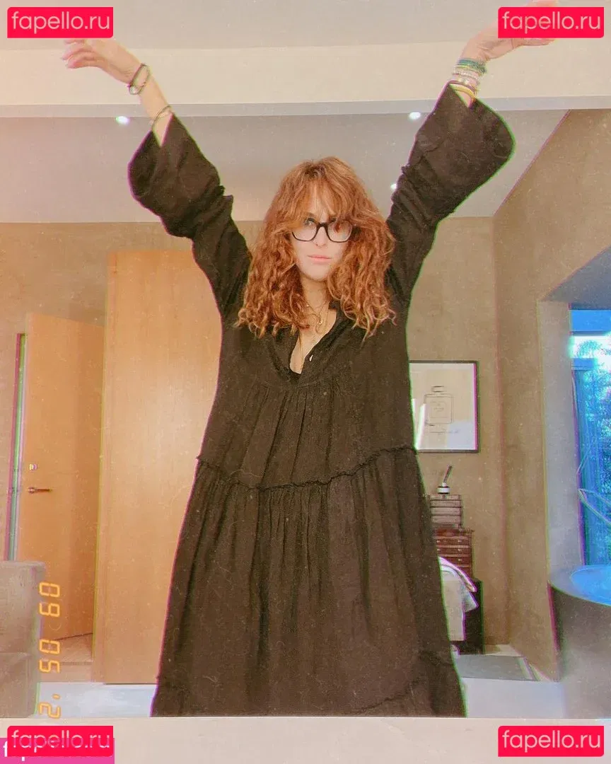 Rumer Willis Onlyfans Photo Gallery 