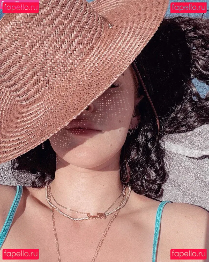 Rumer Willis Onlyfans Photo Gallery 