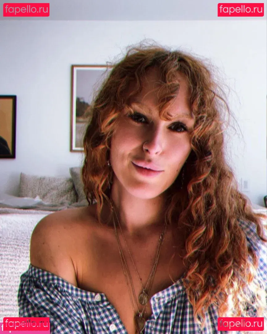 Rumer Willis Onlyfans Photo Gallery 